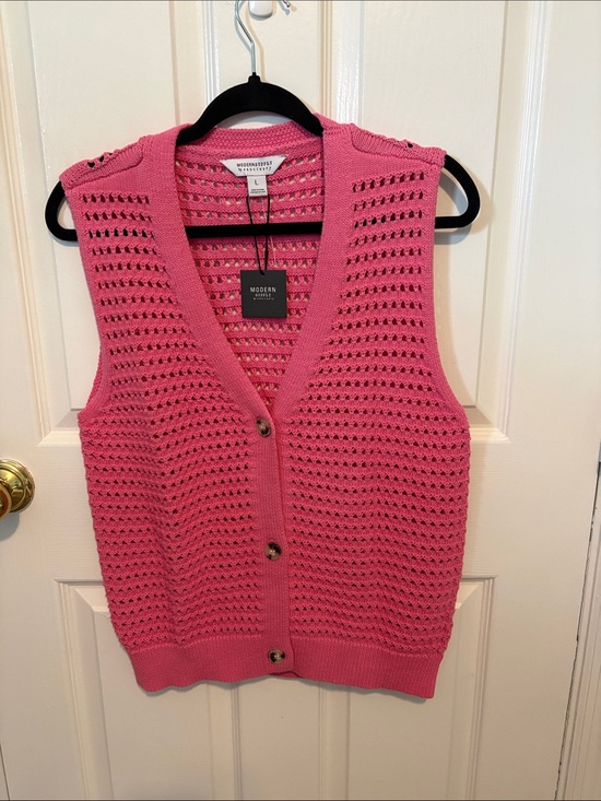 Modern Supply by Sanctuary Sweaters - American Vintage Pink Openwork V-Neck Sweater Vest